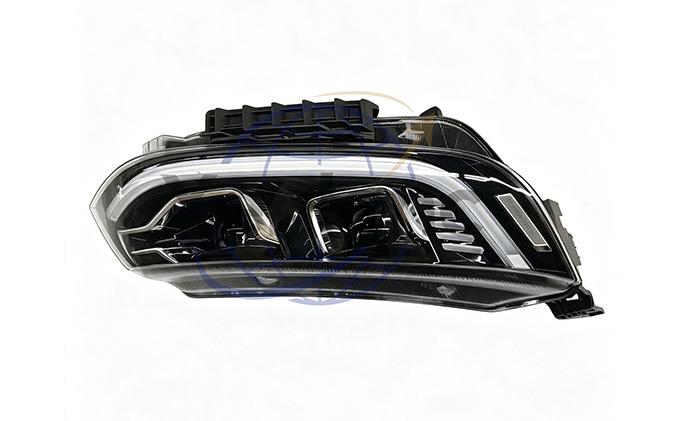 80B02A051 Right Front Headlight High Trim For X50/DX5
